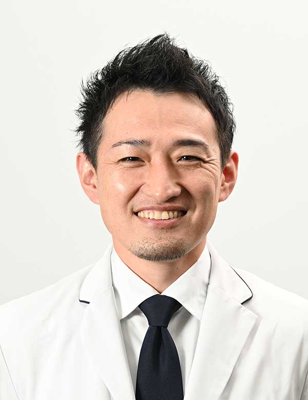 音成 秀一郎助教の顔写真です